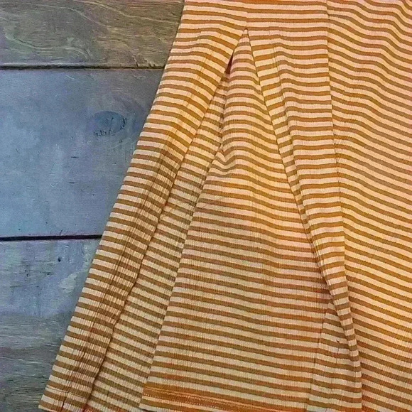 FRNCH dress like new condition great fall‎ dress - Picture 2 of 4